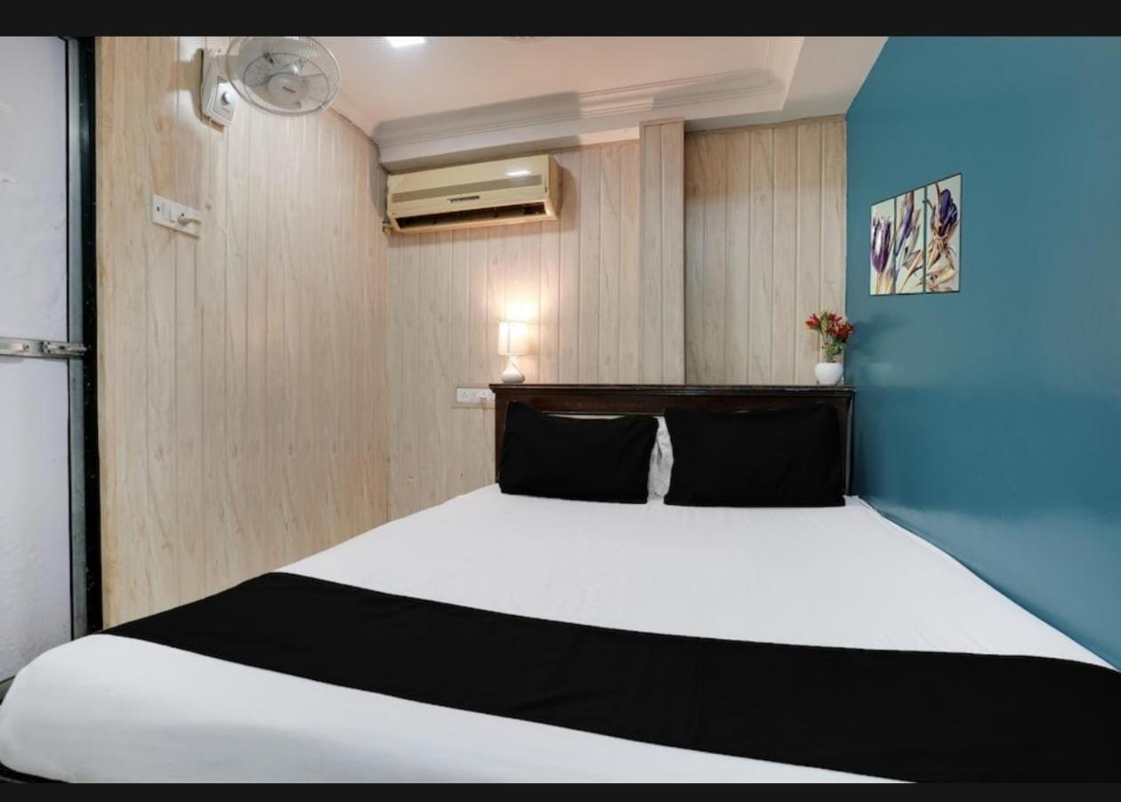 Hotel Om Sai Palace - Mumbai — Photos 3